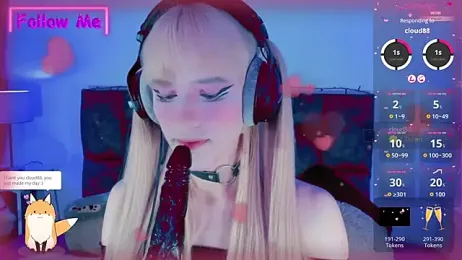 Kirmyy_ webcam model stream image