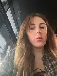 MommmyYummy webcam model stream image