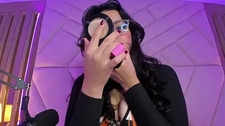 ValerieKay_ webcam model stream image