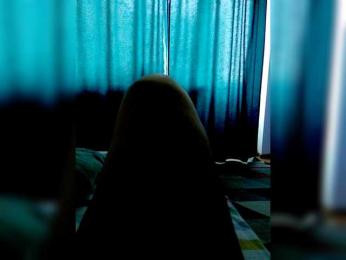 Eva-4 webcam model stream image