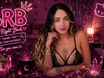 Kiarielle webcam model stream image