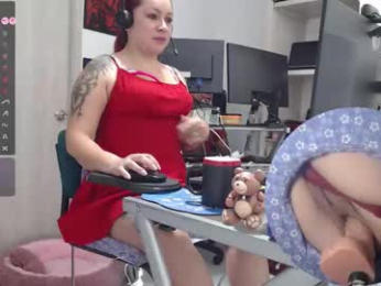 leidycrstnch21 webcam model stream image