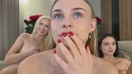 eva_m1racle_ webcam model stream image