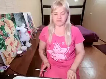 Lia_Laguna77 webcam model stream image