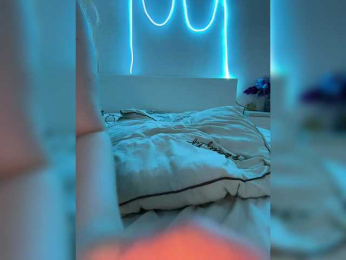 LunaLu13 webcam model stream image