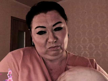 Alinahott1 webcam model stream image