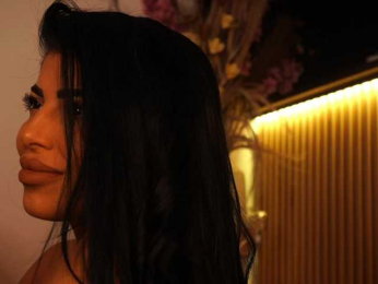 KimyBroox webcam model stream image