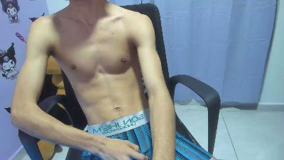 Isaaclatino webcam cam4 model stream image