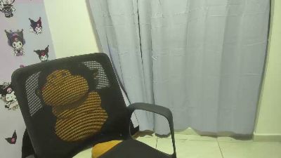 Isaaclatino webcam model stream image