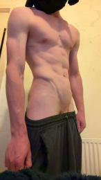 GymBuilt webcam model stream image