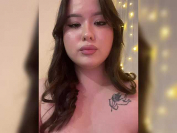 CateLong webcam model stream image