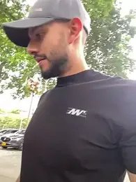 Elferjuan1310 webcam stripchat model stream image