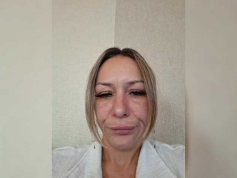 krisred webcam model stream image