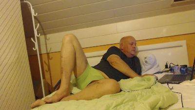 hotte1965hot webcam model stream image