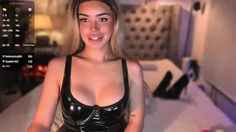 ParisianDoll webcam model stream image