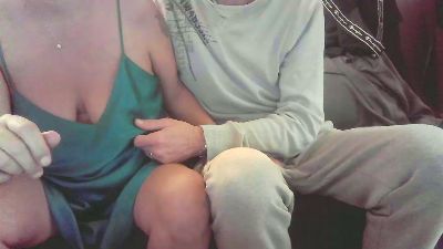 coupl211 webcam model stream image