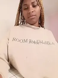 EvonyFoxxx webcam model stream image