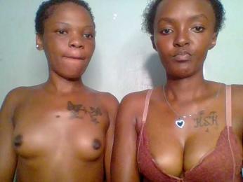 Sweet-loves webcam model stream image