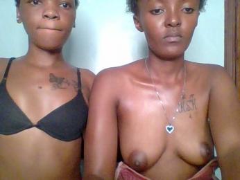 Sweet-loves webcam model stream image