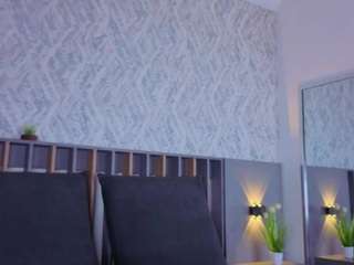 mia-oceann webcam model stream image