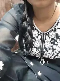 Ishaani_0 webcam stripchat model stream image