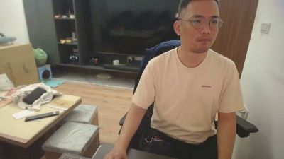 i1toFQ webcam model stream image