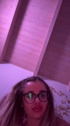 Rossitap webcam cam4 model stream image