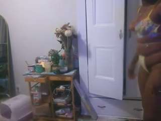 nastythicccdianasquirts webcam model stream image