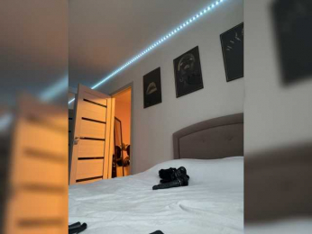 FemdomLadyMaria webcam model stream image