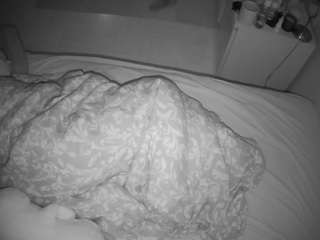 voyeurcam-julmodels-greybed-2 webcam model stream image
