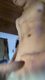 Deyvid320243 webcam model stream image