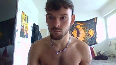 yourb0i webcam cam4 model stream image