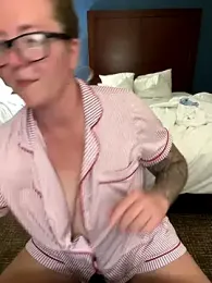 Lizzyloo webcam model stream image