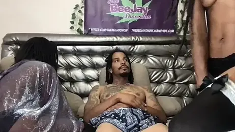 TheBeeJayShow webcam stripchat model stream image