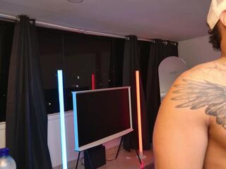 Colton White webcam model stream image