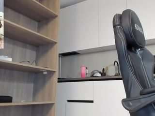 megan-ros webcam model stream image