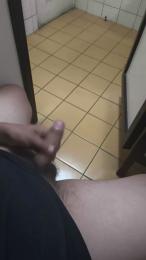 Bartoh2 webcam model stream image