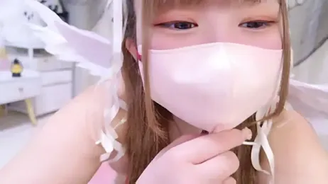 MAIKA_pyon webcam model stream image