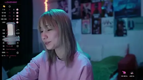 Traharaa webcam stripchat model stream image