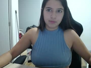 costantine_helena24 webcam model stream image
