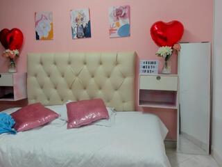 Isabella Abril webcam model stream image