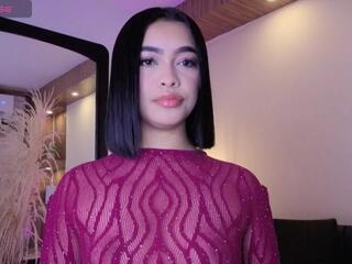 Chloe Monroeee webcam model stream image
