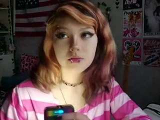 micahoguinn webcam model stream image