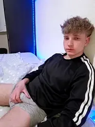 ShyAndrey webcam model stream image
