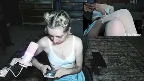 Trixyrose webcam model stream image