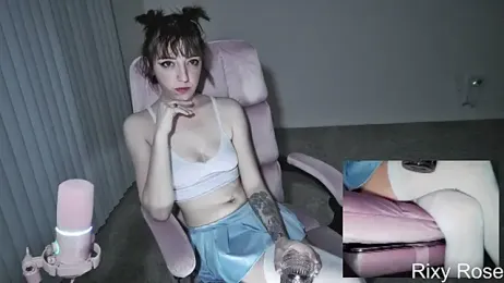 Trixyrose webcam model stream image