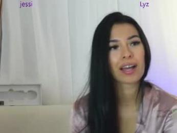 prettygirls_00 webcam model stream image