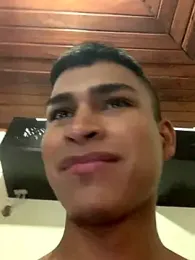 Emiliano_Reyes webcam model stream image