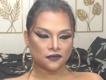 yourtrannyqueenxxx webcam model stream image
