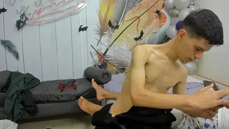 Holdme_Hot webcam model stream image